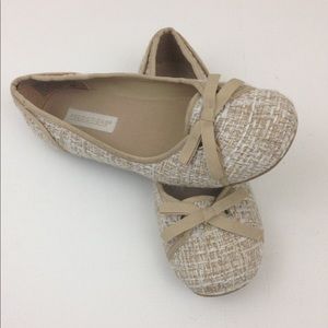 Prediction Flat Shoes Sz 6 Creamy Beige Tweed